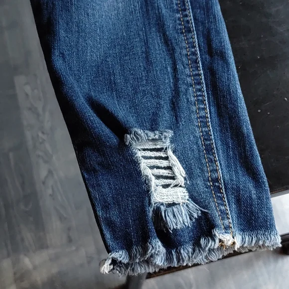 Almost Famous Distressed High Rise Blue Jeans - Picture 8 of 8